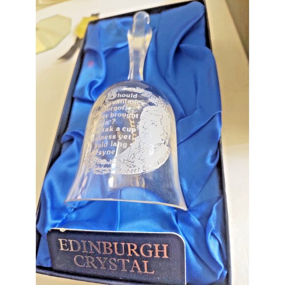 Authentic Scottish Charm: Edinburgh Crystal 6" Bell Robert Burns Auld Lang Syne - Picture 2 of 14